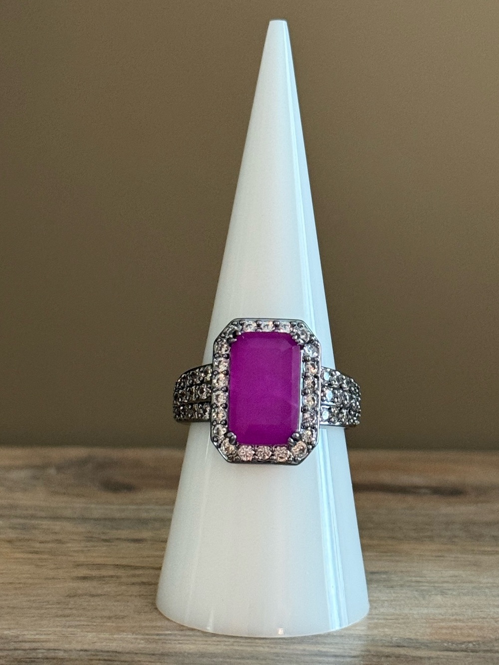 Bomb Party OG Ring “Regal In Every Way” Size 8. Brand New!